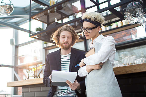 5 Interview Questions to Find the Right Restaurant Manager